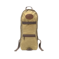 A short-day backpack with zipper pockets and shoulder straps, suitable for hiking.