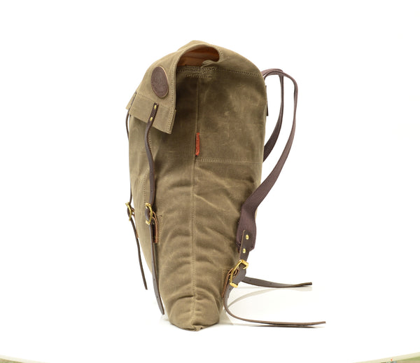 An envelope style of pack comes in three sizes.