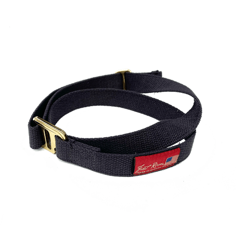 Made with solid brass and durable webbed cotton.